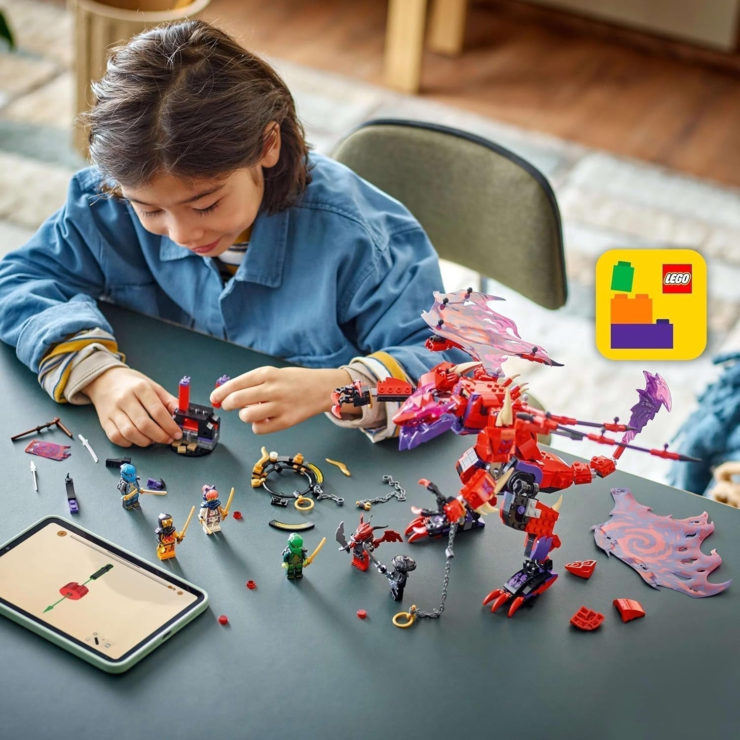 LEGO NINJAGO Chaos Dragon Thundertooth - Leksak med 6 Ninja-minifigurer - Rollspelande byggset för pojkar och flickor i åldern 8+ - Presenter till Rise of the Dragons TV-seriefans 71832 Byggset Beuche den LEGO-Store
