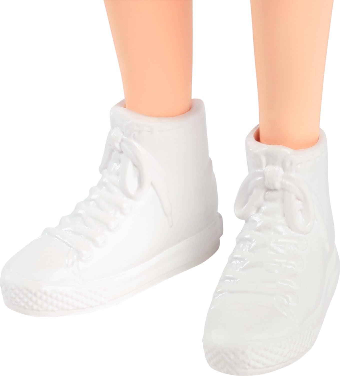 Barbie Fashionistas docka nr. 232 med rött hår, sporttopp i jersey med B-tryck, lila veckad kjol, armbandsur och sneakers, HYT90 Naty Shop Dolls