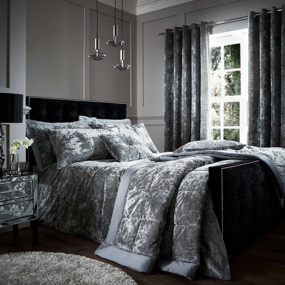 Catherine Lansfield - Crushed Velvet Faux dubbelsängöverkast - polyester, polyester, silver, 53 X 23 X 53 Cm Catherine Lansfield sängar och filtar