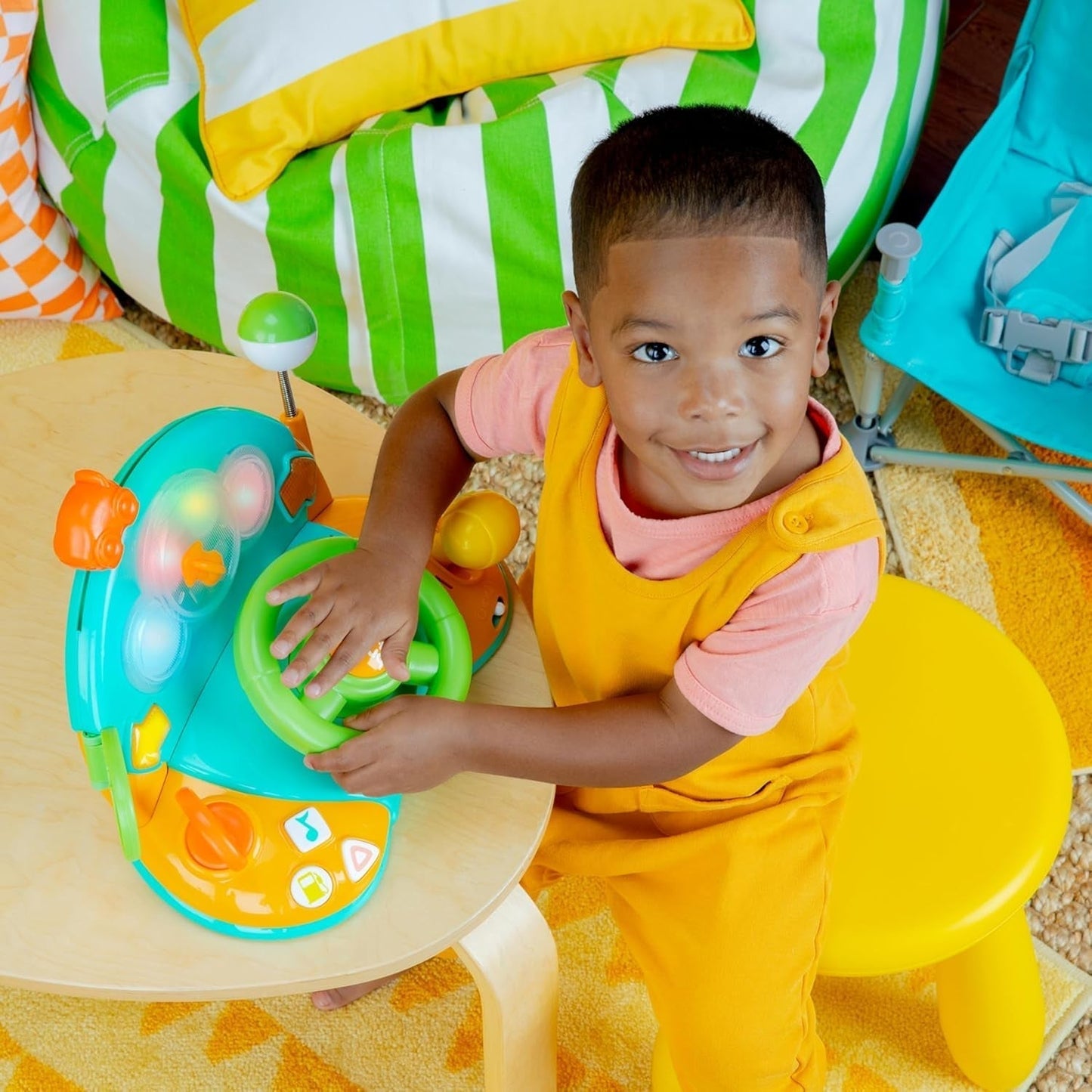 Bright Starts, leksaksratt, Lights & Colors Driver, med musik, billjud, blinkers, växelspak och mer Bebe Naty Shop Toys