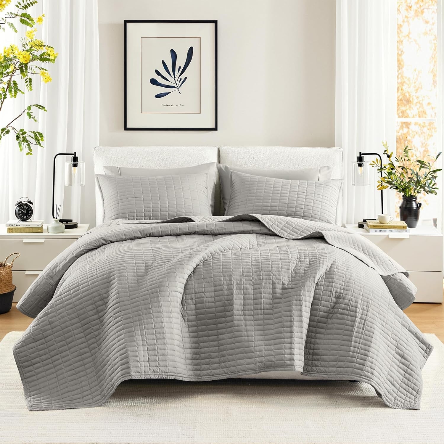 Comfort Spaces Kienna Quilt Set Luxury Double Stitch Sommarfilt Lättvikt Mjuk Helårssängkläder Matchande örngott Vit filt för king size-sängar (264,2 X 228,6 Cm) Naty Shop Täcken & täcken Grå King/Cal King(104"X90")