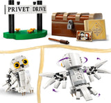 LEGO Harry Potter Hedwig i Liguster Drive 4 Set med leksaksugglor för barn, byggbar djurfigur med Hogwarts resväska, liten present till pojkar, tjejer och alla fans från 7 år 76425 Byggset Besuche den LEGO-Store