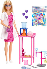 Barbie Scientist-docka och tillbehör med moderiktig blond docka, labbbord, mikroskop, färgskiftande bägare och petriskål, JCR70