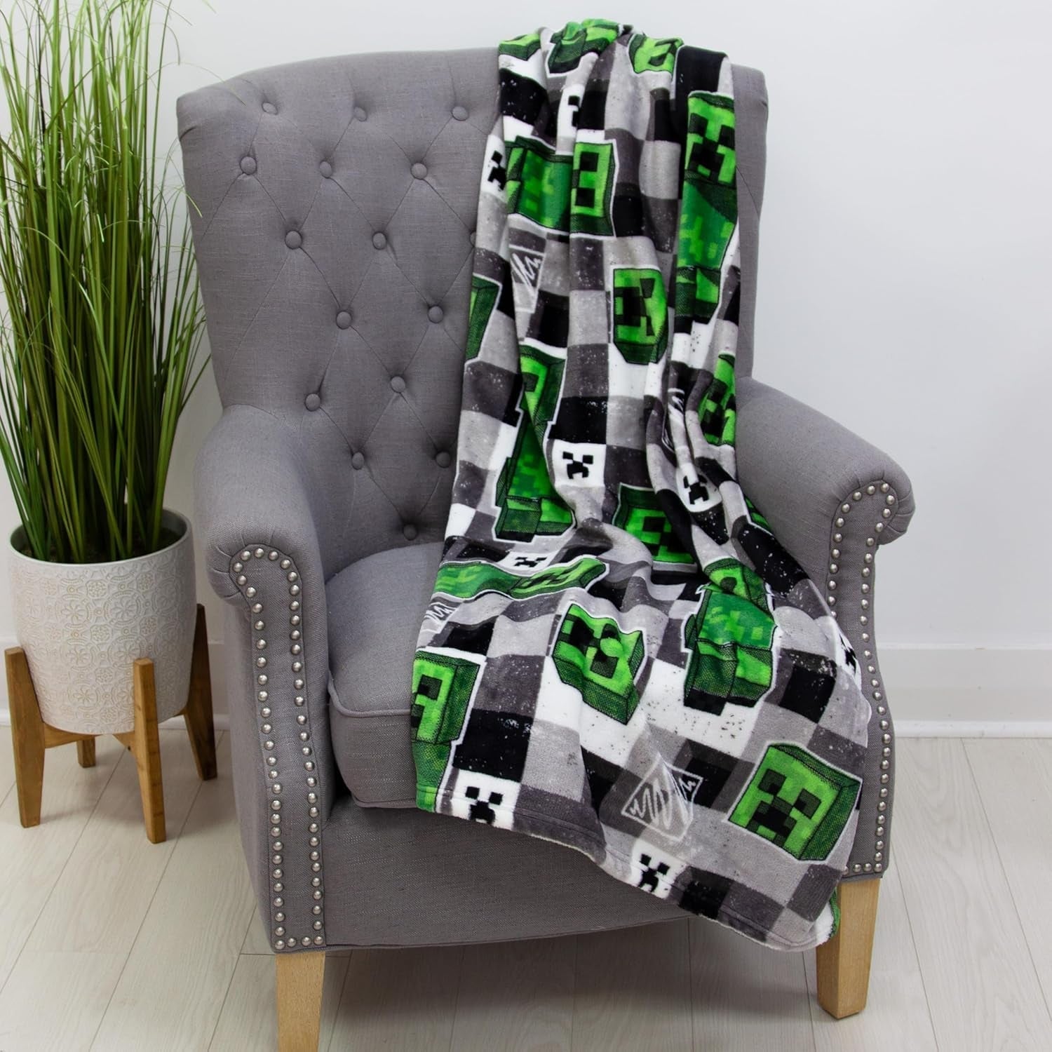 Character World Minecraft Official Fleece Filt | Scribble Design Vändbar 2 sidor, supermjuk, varm filt Sängar och filtar Besuche den Character World-Store