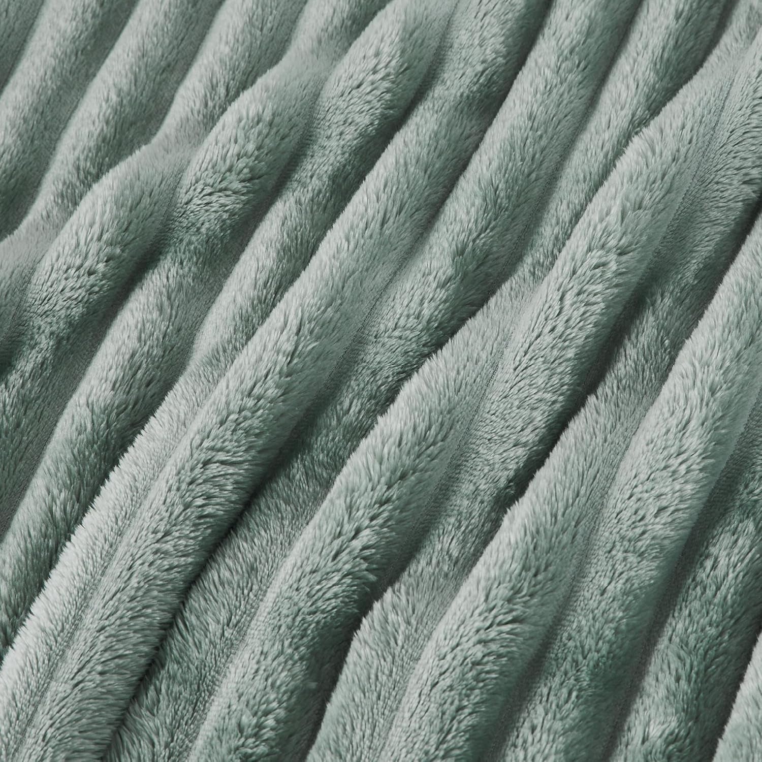 BEDSURE Sage grön fleece filt för soffa - Supermjuka mysiga filtar för kvinnor, söt liten filt för tjejer, 127 X 152 Cm sängar och filtar Beuche den BEDSURE-Store