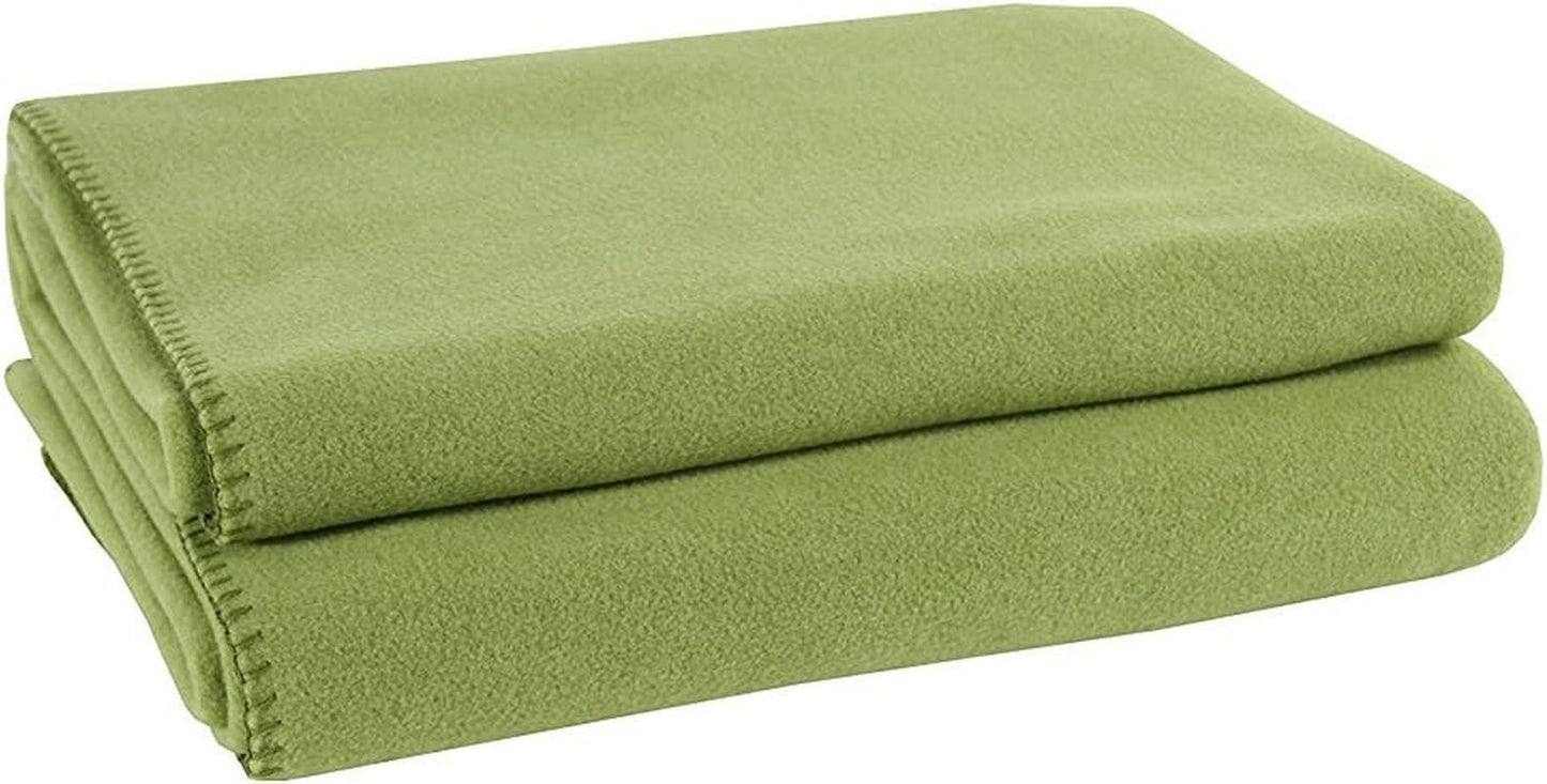 Zoepritz filt i färg: Röd, Tillverkad av 65% Polyester, 35% Viskos, Storlek: 160X200 Cm, 103291-235-160X200 Zoepritz Sängar och överdrag sedan 1828 650 grön 160X200 Cm