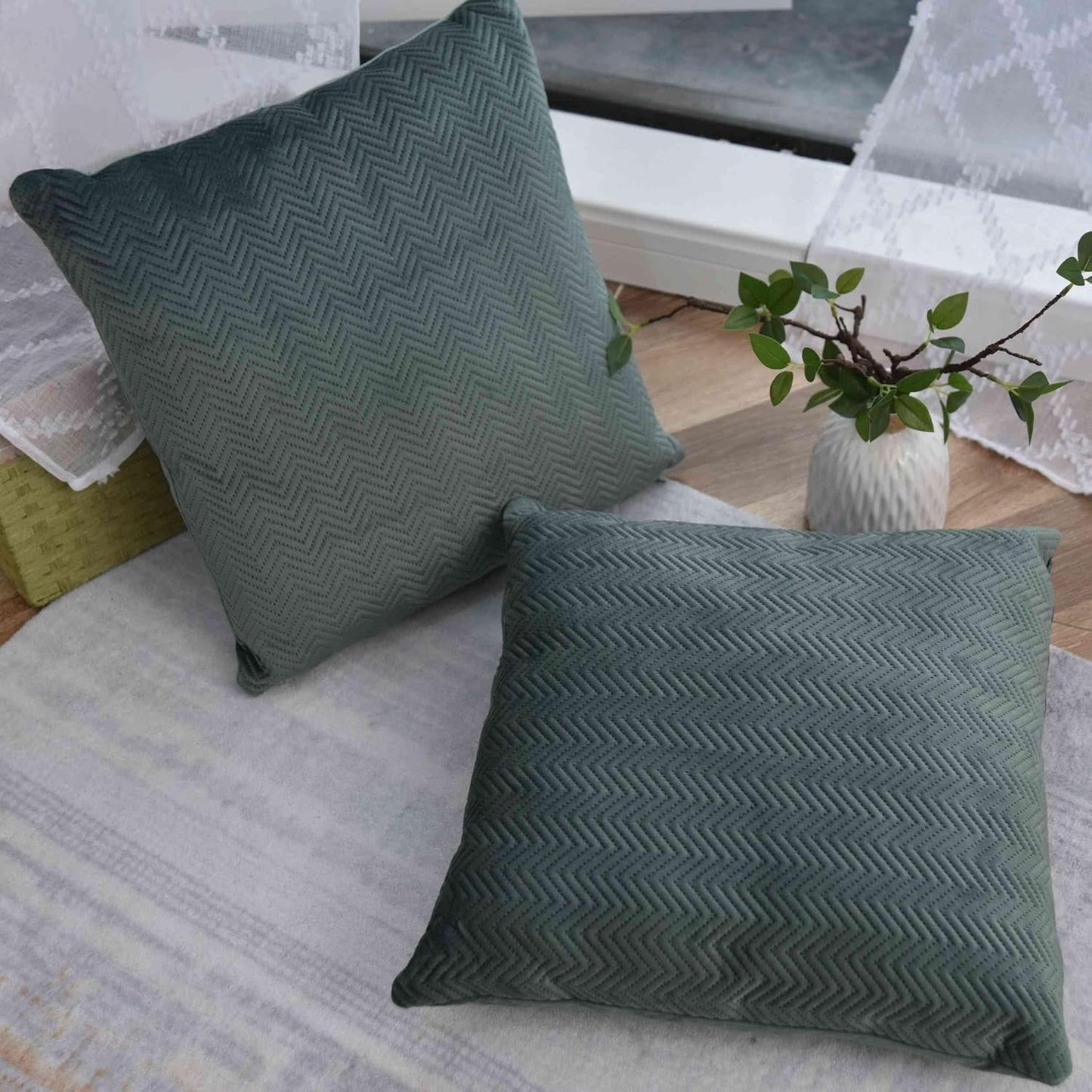 Gardinlåda Kudde Prydnadskudde Lxb 45X45 Cm Grön Jacquard "Greta" Med Fiskbensdesign Lättskött Dragkedja Mjuk fyllning 320G - Olika färger, 2023510 Resekuddar Naty Shop