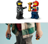 LEGO City Go-Karts med förare, set med 2 minifigurer förare och racerbilar, billeksak för 5 år gamla pojkar och flickor, rolig present för barn 60400 Byggset Besuche den LEGO-Store
