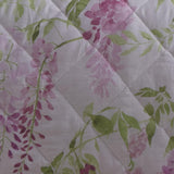 Dreams & Drapes Design - Wisteria - Quiltat sängöverdrag - 200 Cm X 230 Cm i rosa sängar och överdrag DRÖMMAR OCH DRAPIER