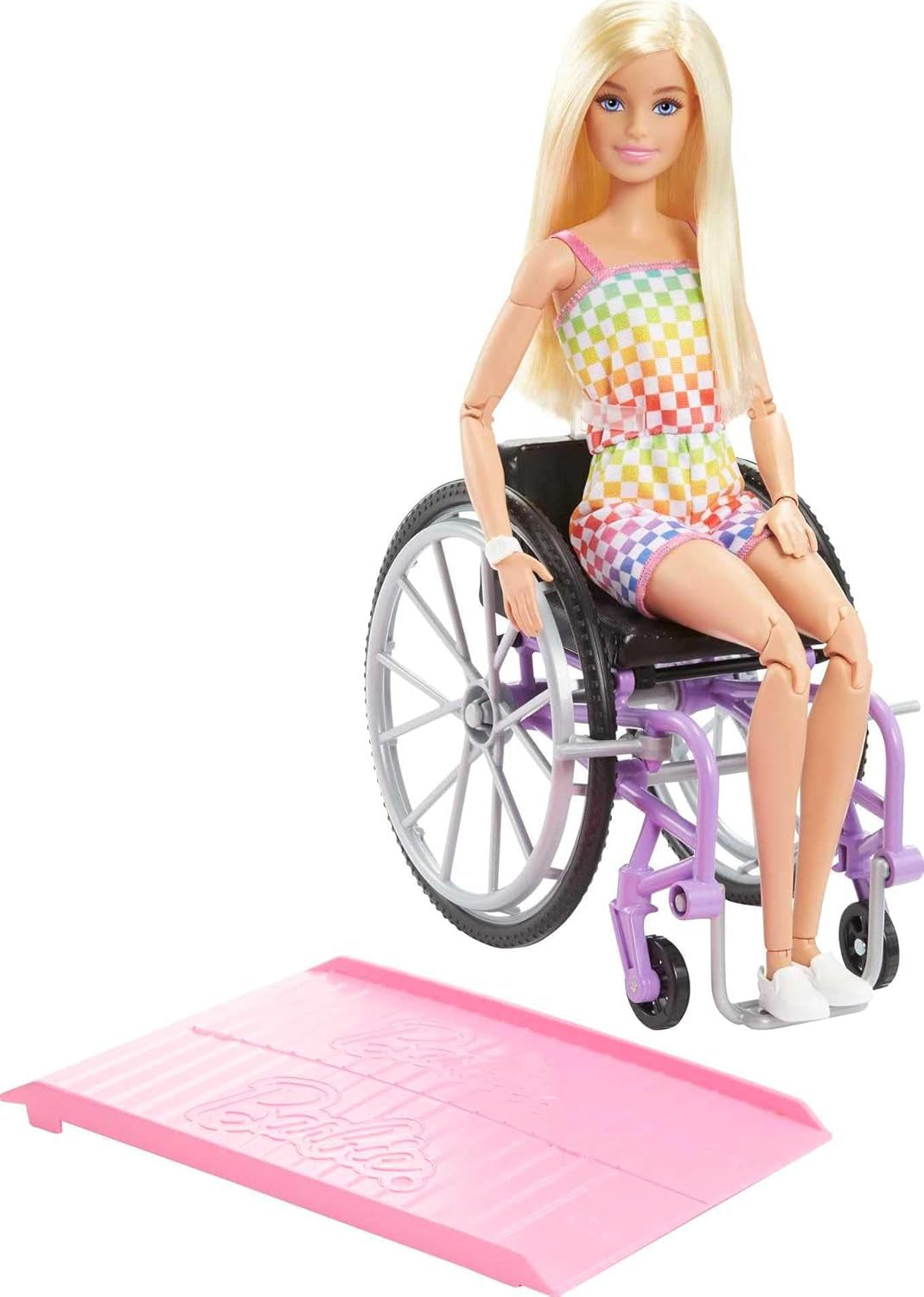 Barbie Fashionista docka, blont hår och regnbågsbyxa, rullstol och ramp ingår, dockgåva för barn, leksak för åldrarna 3 och uppåt, HJT13