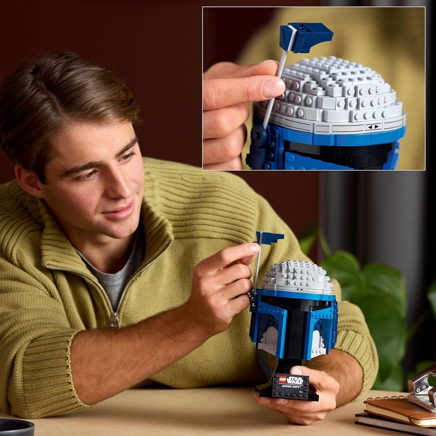 LEGO Star Wars 75408 Jango Fett hjälm - Mandalorian Byggset för vuxna - Modell med stativ, namnskylt och justerbar antenn - Present för Attack of the Clones Fans Byggset Besuche den LEGO-Store