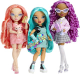 Rainbow High Fashion Doll - Pinkly Paige - Rosa modedocka i en modeoutfit - med glasögon och över 10 färgglada lektillbehör - Idealisk för 4-12 åringar och samlare