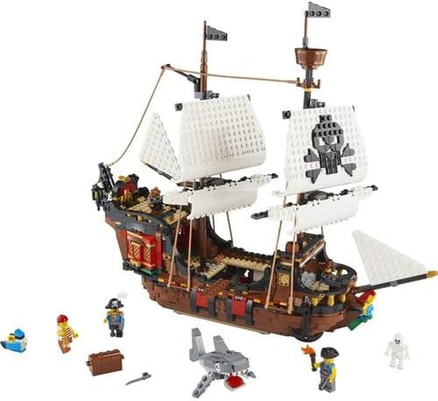 LEGO Creator 3-i-1 piratskeppsset, leksak med 3 byggalternativ, bygg en piratkrog eller skalle Pirate Island, innehåller 3 rollspelsäventyrsminifigurer 31109 Byggset Besuche den LEGO-Store