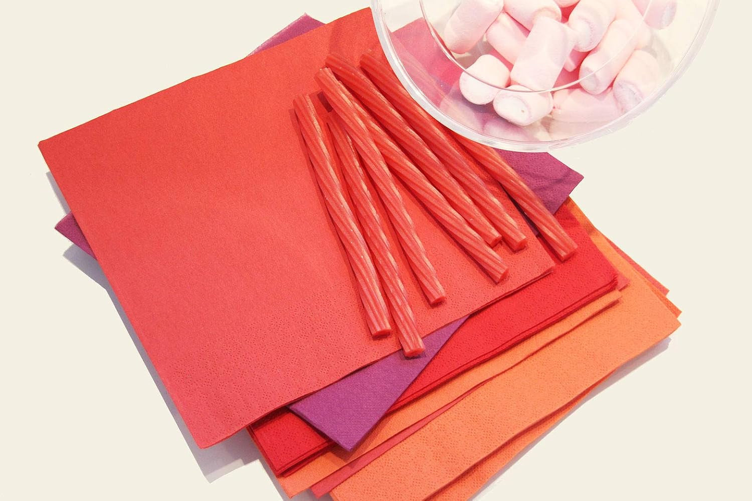 Ser42307107 Collection pendellampa, servett 40 X 40, 2-lagers, 1/4-faldig, 100 servetter, 2-lagers slät med bård, fuchsia