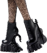 Monster High onsdagsdocka och tillbehör onsdag Addams samlarfigur i Nevermore Academy Uniform med iskall hand och ryggsäck dockställ HXJ04 Naty Shop Dolls
