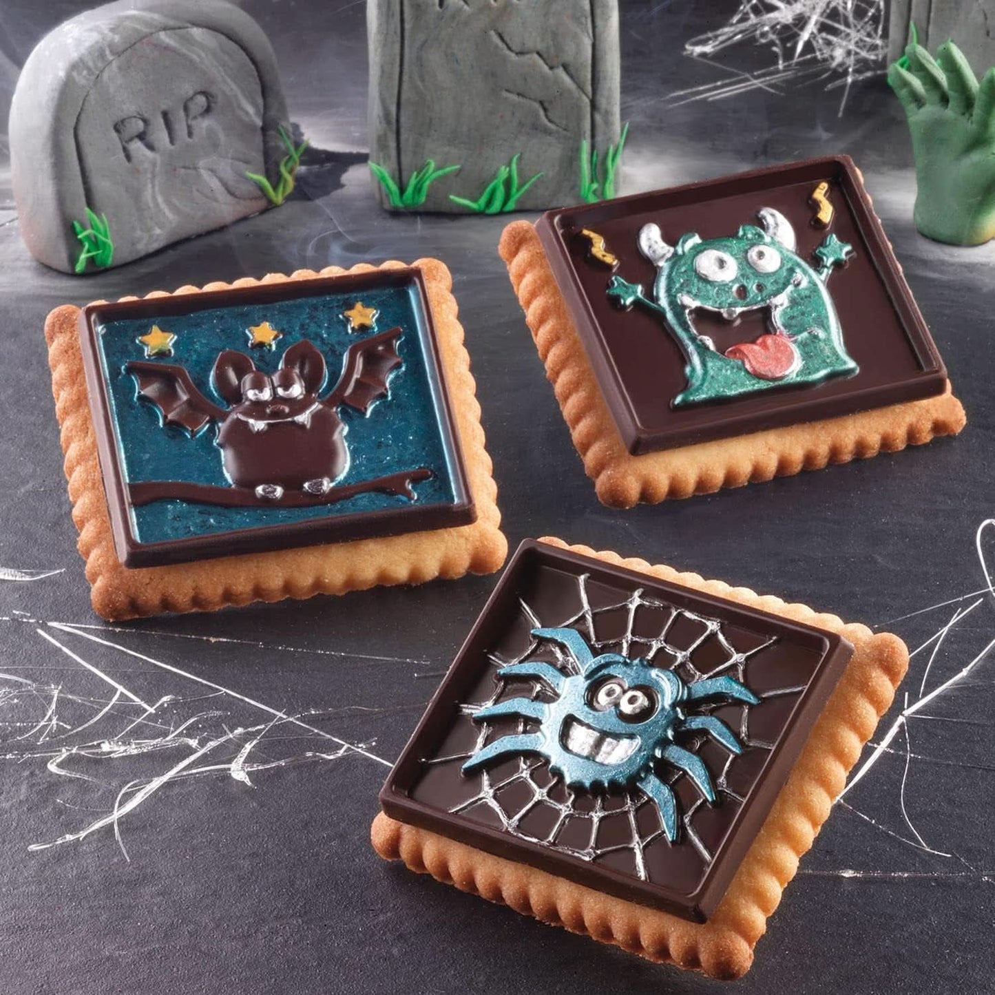 Silikomart 22.172.77.0165 CKC, 12 chokladmonster på kex Kitchen Naty Shop