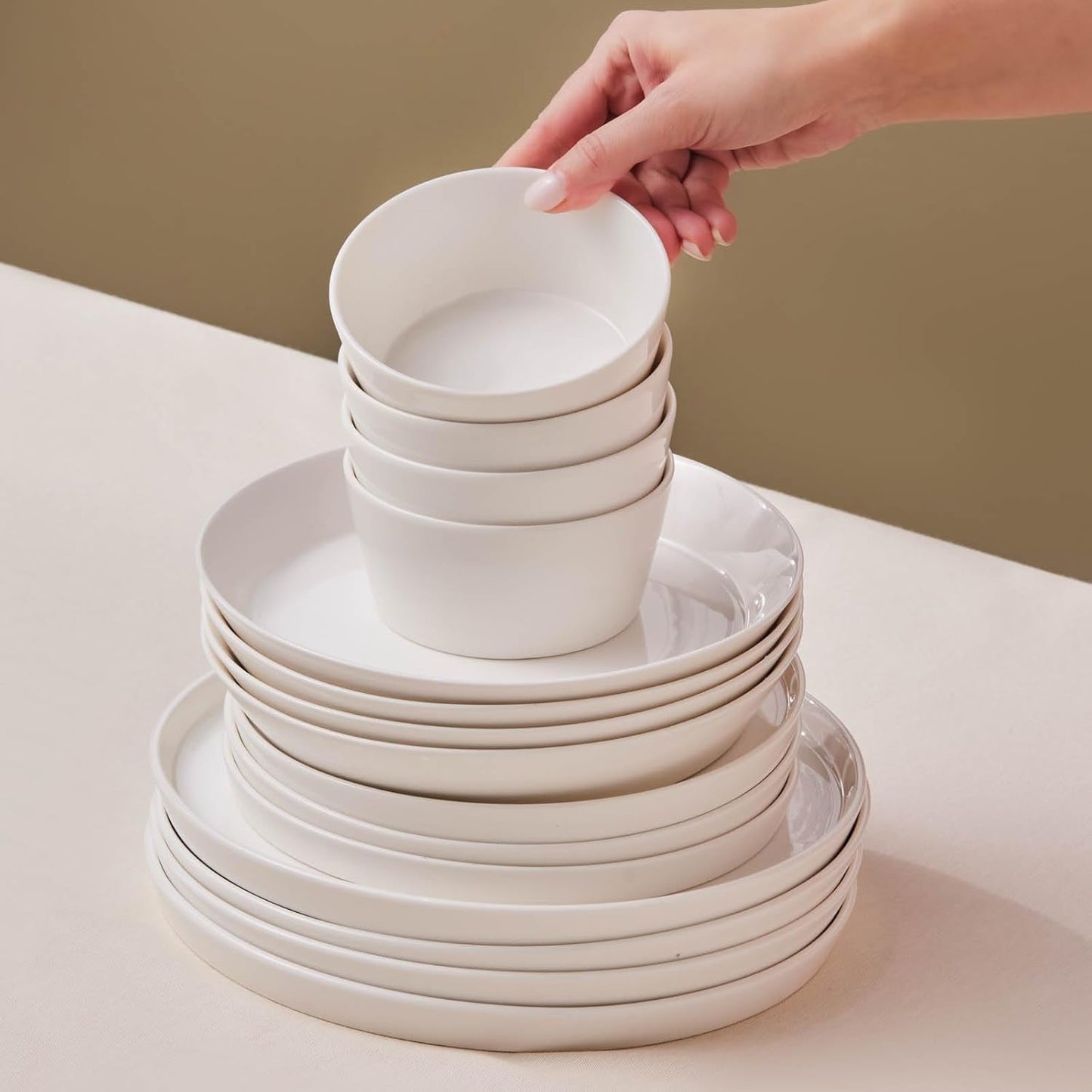 Karaca Stream Bone Bomo 12-personers servisset Elegant fyrkantigt set Elegant vit porslinsservis