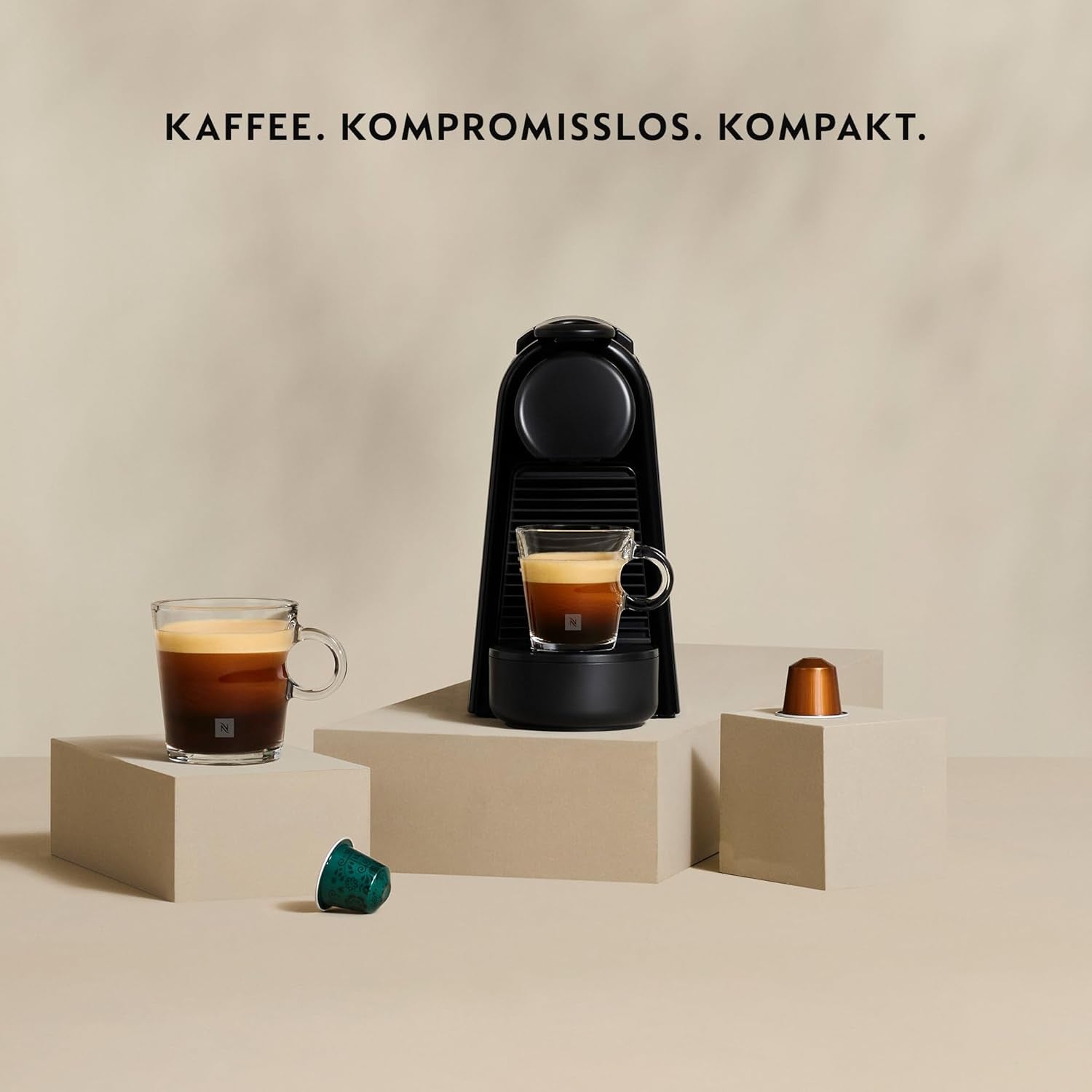 Espressomaskin med Nespresso De'Longhi Essenza Mini-kapslar, svart | Pumptryck 19 bar | Vattentank 0,6 l | För espresso och lungo | Liten espressomaskin – Fantastiska kaffestunder | EN85.B