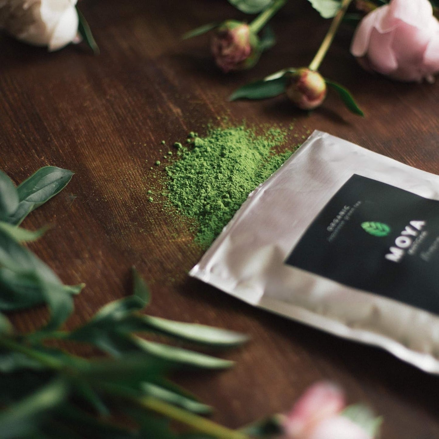 Ekologiskt grönt te Moya Matcha pulver | 100 g premiumkvalitet för ceremoni | Ekologiskt odlat och skördat i Uji, Japan | Matcha grönt tepulver | Perfekt för den japanska vattenteceremonin