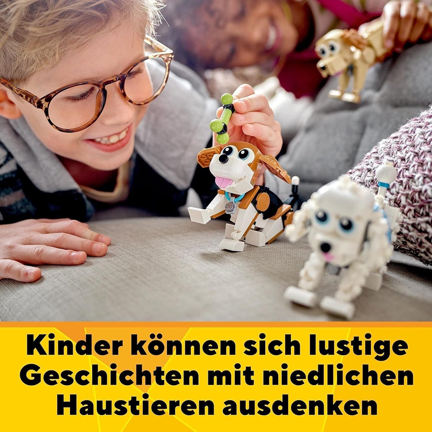 LEGO 31137 Creator 3-i-1 söt hundset med djurfigurer tax, mops, pudel och mer, leksak för barn 7+, present till hundälskare Byggset Besuche den LEGO-Store