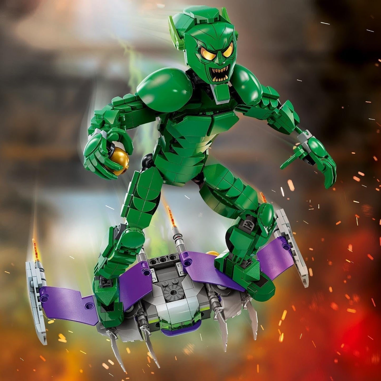 LEGO Marvel Green Goblin Byggfigur, Superskurk rörlig byggleksak för barn 8+, pojkar och flickor, Spider-Man Universe Set med reglage och pumpabomber, Superhjältepresentidé 76284 Byggset Besuche den LEGO-Store