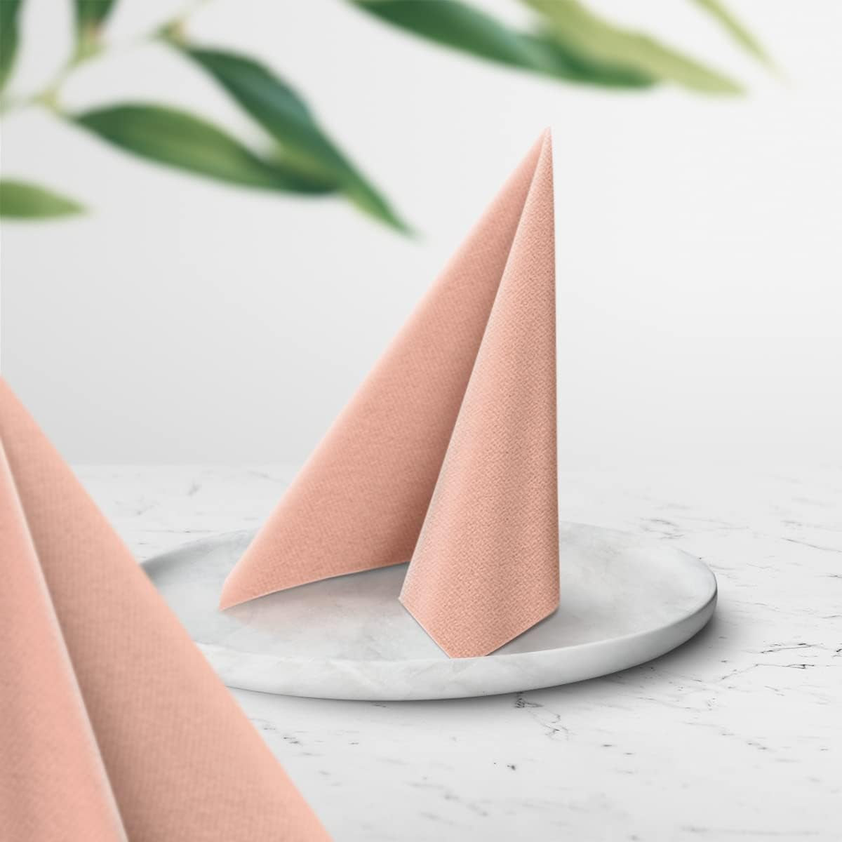 PAW - Airlaid servetter (40 X 40 Cm) I 50 stycken I Unicolor I Tygliknande I Elegant bordsdekoration I Horeca I För viktiga tillfällen som bröllop, fester, jul I Unicolor: Rosa