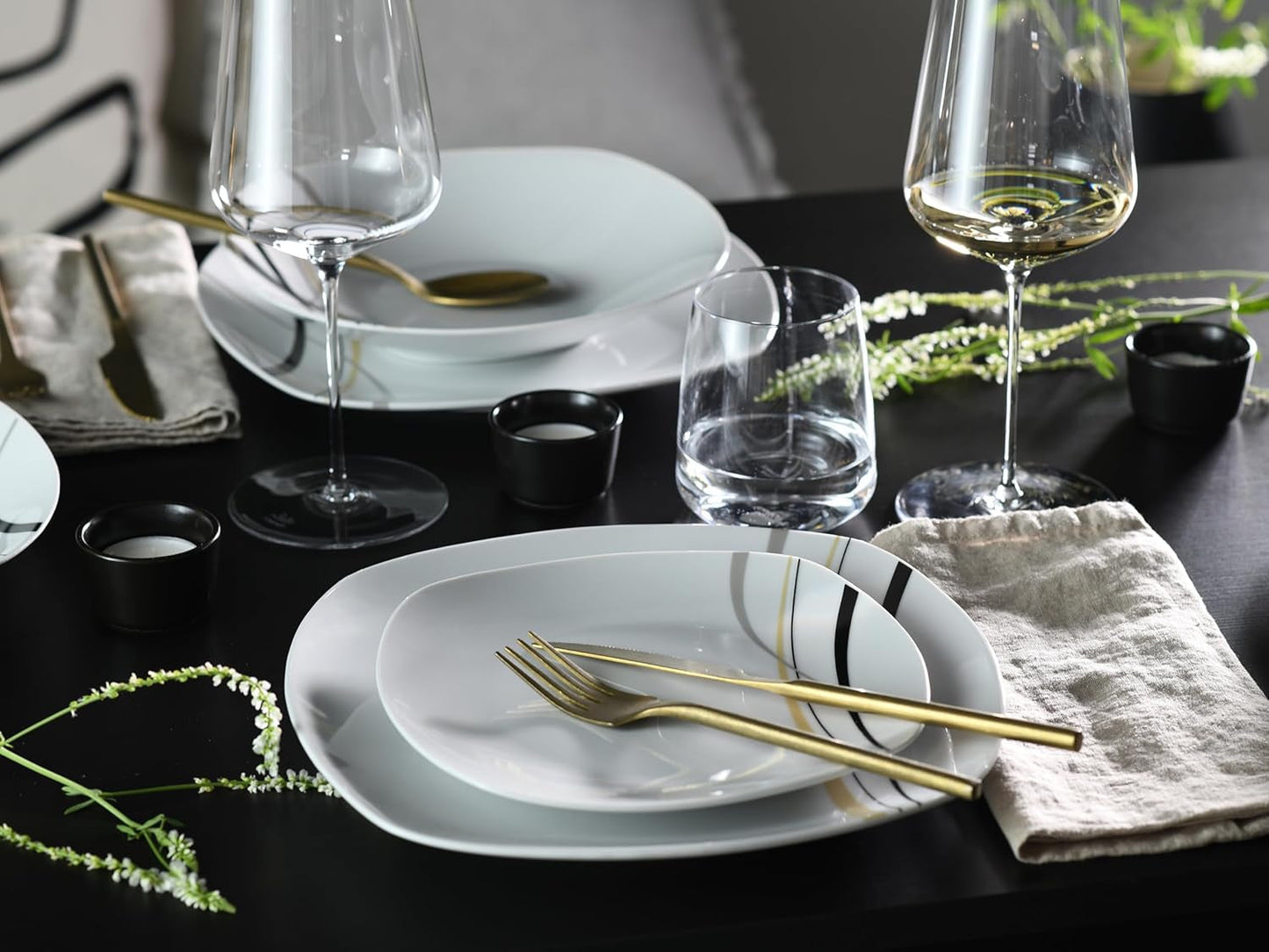 CreaTable 24029 Square City Line Series 6-personers porslinsservis set 12-delad diskmaskin och mikrovågssäker kvalitetstillverkning