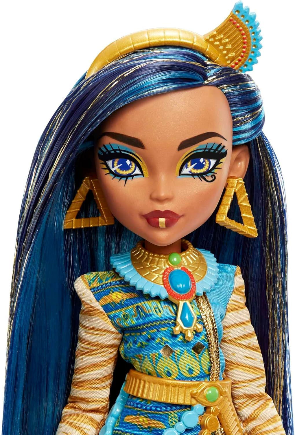 Monster High Cleo de Nile Puppe, Mummie Modepuppe, Königliches Outfit, Killerstiefel, Pyramidenryggsäck, Zubehör, für Kinder ab 4 Jahren, HHK54