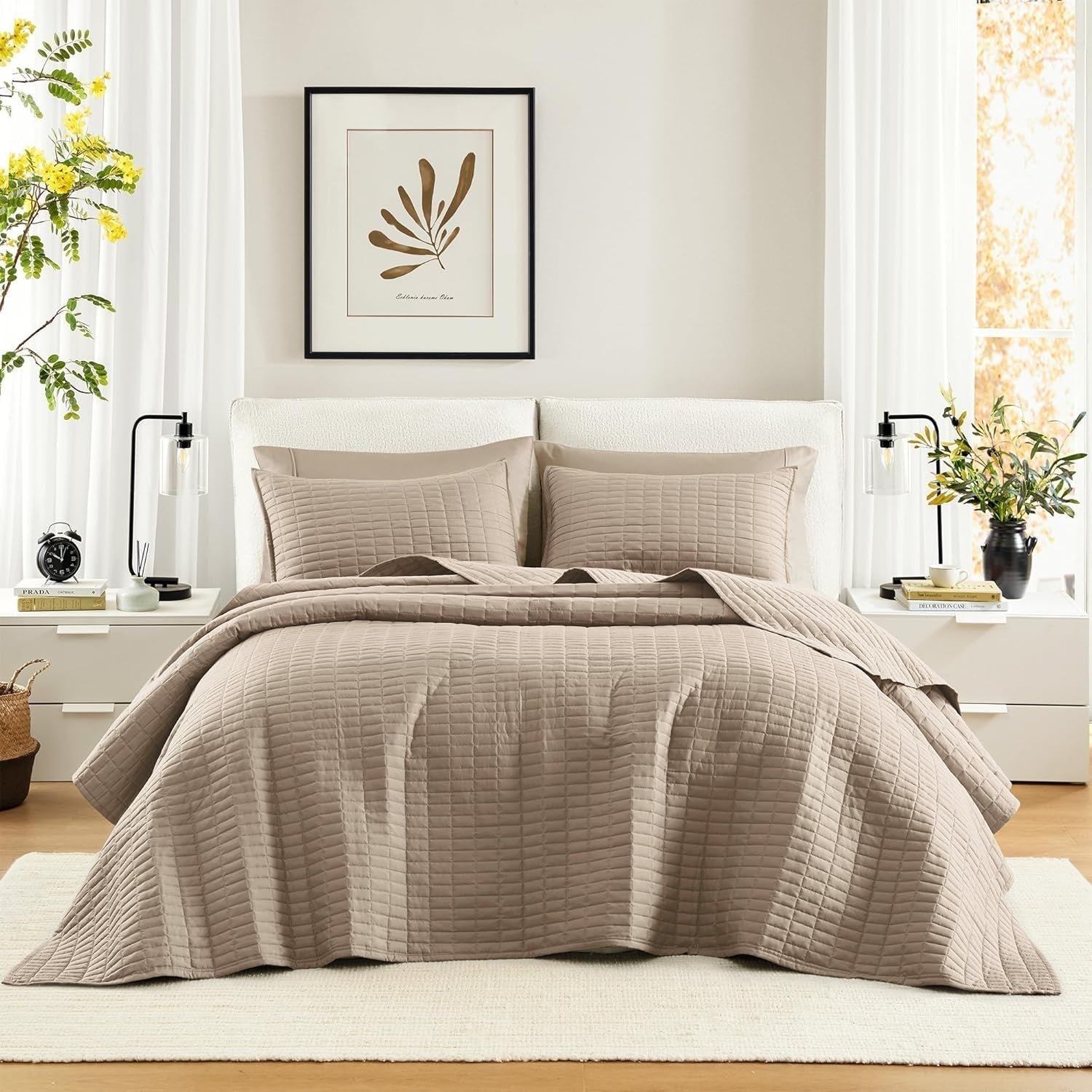 Comfort Spaces Kienna Quilt Set, Lyxigt Double Stitch Sommarfilt, Lätt, Mjuk, Året Runt Sängkläder, Matchande Örngott, Vit, Filt för King Size-sängar (264,2 X 228,6 Cm), Naty Shop Täcken & Quilts Taupe Oversized King Överkast (120"X118")