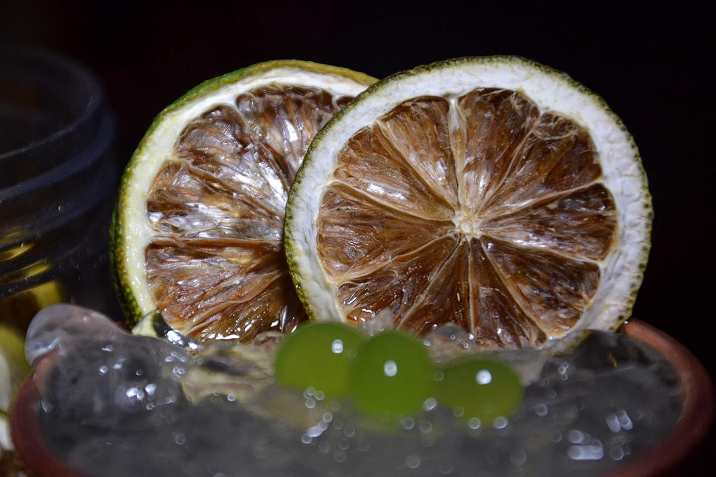90g torkad lime för cocktails. Sockerfri torkad frukt för cocktails, dekorationer, glögg, jul, drycker, te 100 % naturlig torkad limeskivor Dehydrerade produkter Naty Shop