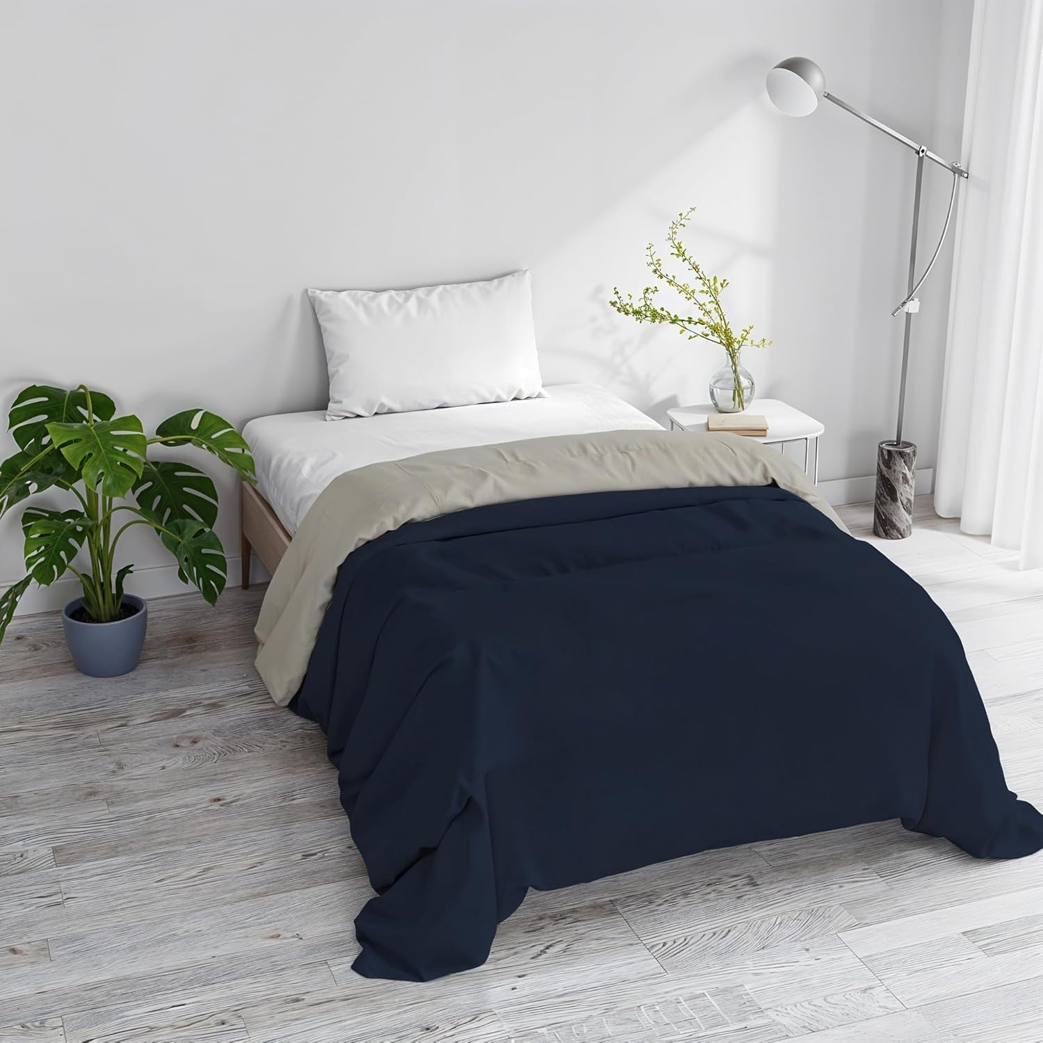 Basic vintertäcke, vanligt och fodrat, mörkgrönt/kräm, 200X245Cm Täcken och täcken Naty Shop Mörkblått/ljusgrå 160X245Cm