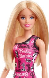 Barbie Modedocka med rakt blont hår i rosa One Shoulder Stretch-klänning och logotyptryckta skor HRH07 Naty Shop Dolls