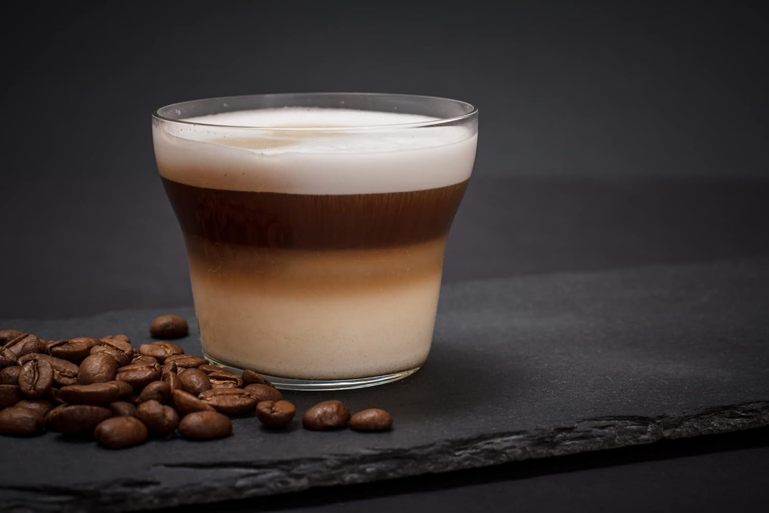 Espresso Kaffeebohnen stark 500g, Barista Kaffee schokoladig und säurearm, Espressobohnen, Bohnenkaffee mit Arabica und Robusta, fin Crema, idealisk för Cappuccino