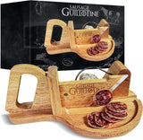 Traditionell korvskärare - Korvgiljotin - 30 X 19 X 12 Cm - Rivjärn och skivor i massivt trä Naty Shop Standardtitel