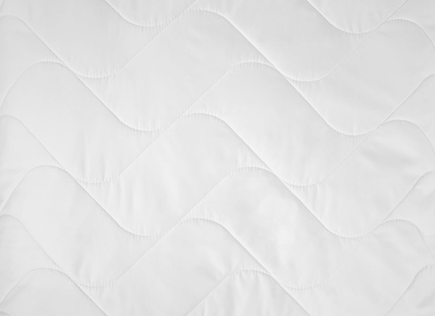 Traumnacht Topcool kudde, Med andningsbara funktionsfibrer, 80 X 80 Cm, Oeko-Tex certifierad, Tillverkad i enlighet med tysk kvalitetsstandard Naty Shop standardkuddar