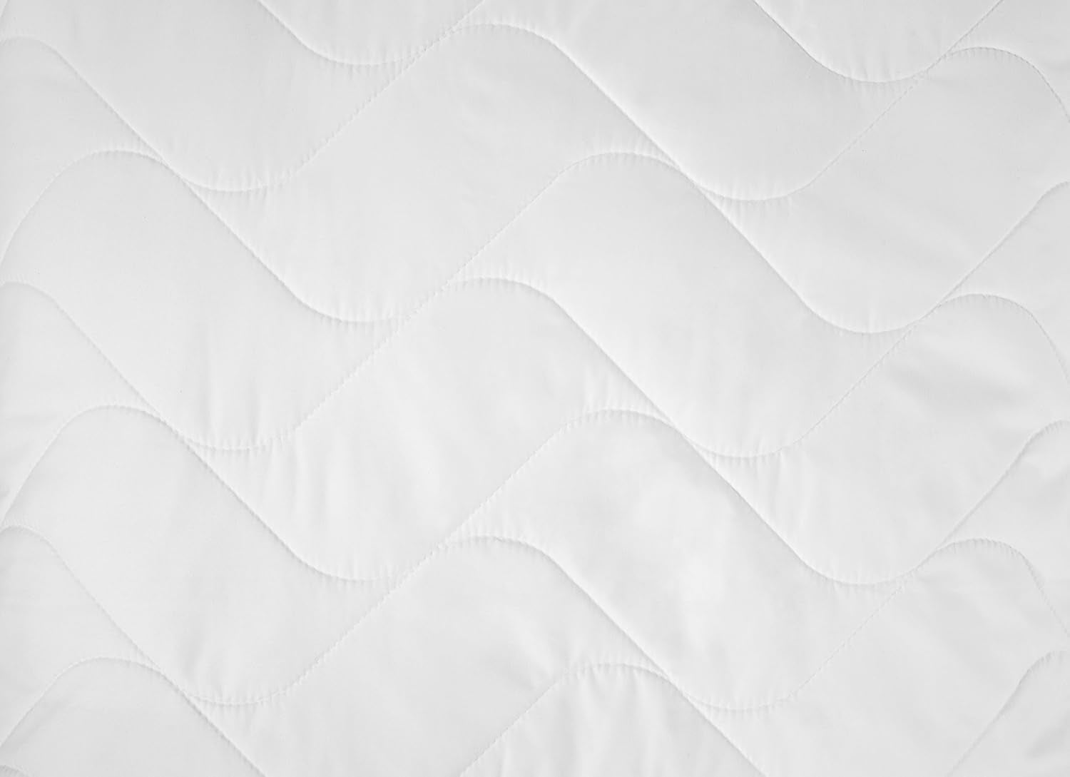 Traumnacht Topcool kudde, Med andningsbara funktionsfibrer, 80 X 80 Cm, Oeko-Tex certifierad, Tillverkad i enlighet med tysk kvalitetsstandard Naty Shop standardkuddar