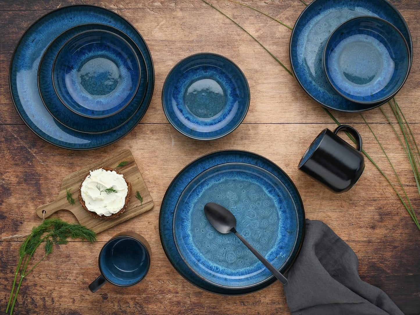 CreaTable, 20149, Nordic Fjord Blue Series, 16-delat servisset för 4, kombinerad porslinsservice, diskmaskin och mikrovågssäker, kvalitetstillverkning