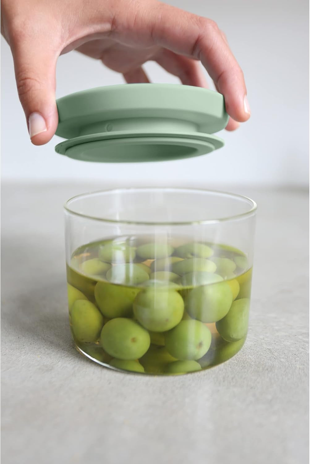 Brabantia - Stapelbar glasbehållare med lock - Set om 3 - Matförvaring - Håller maten fräsch längre - Silikonförsegling - Tål diskmaskin - Mörkgrå/Ljusgrå/Jadegrön - 0,3L/0,6L/1,1L Matförvaringslådor Naty Shop