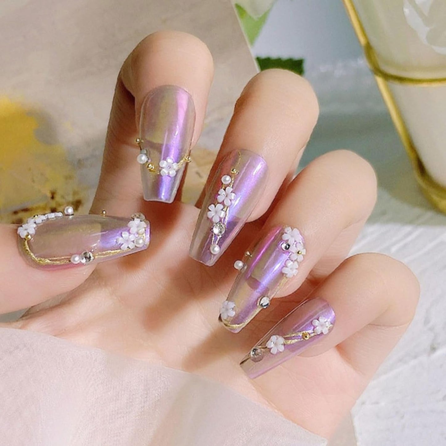 3D-blomma nagelberlocker, 12 rutnät akryl harts blomma och guld silverpärlor nagelstenar, blomgel naglar, blom nagel dekorationer för kvinnor och flickor, DIY manikyr tillbehör