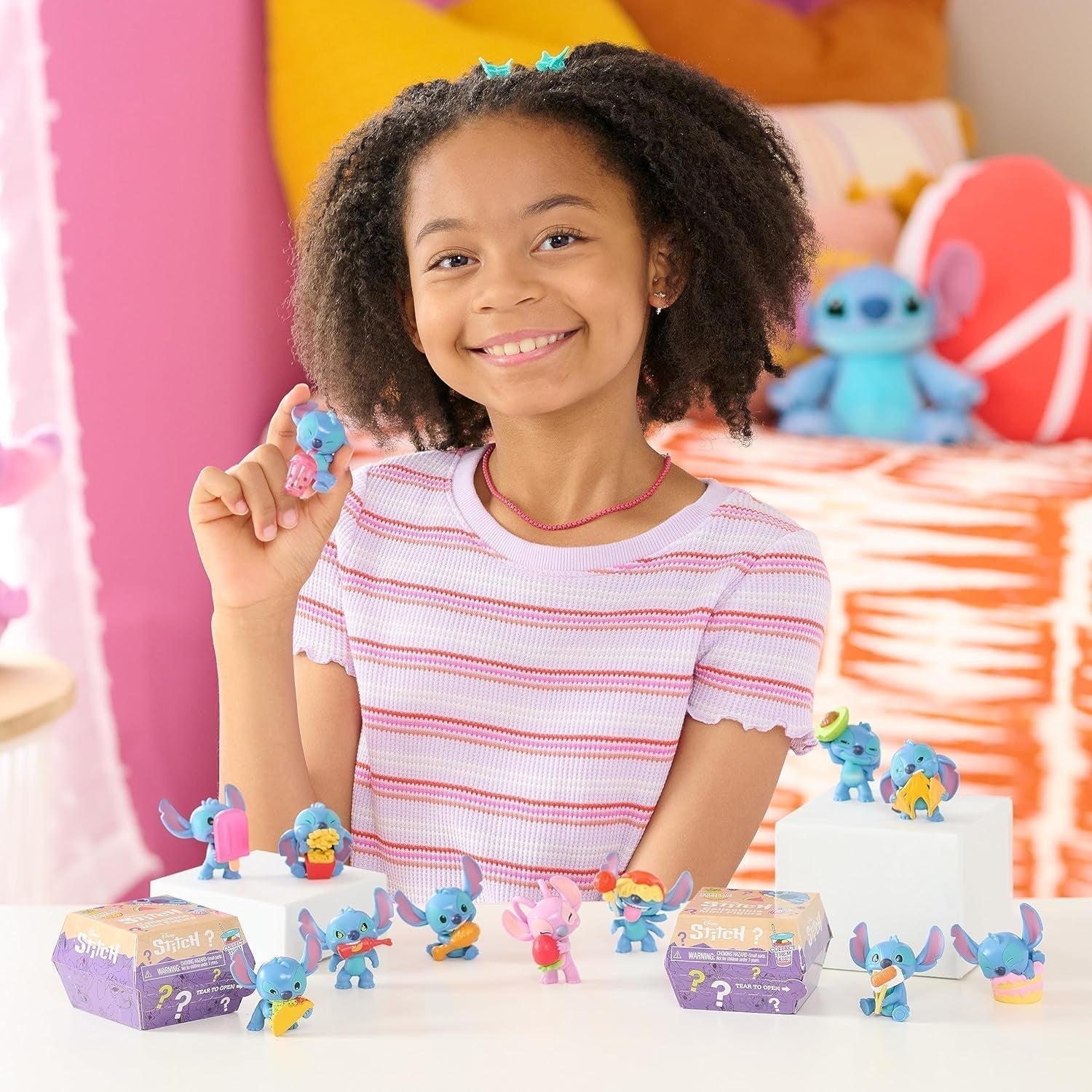 Bara spela Disney Stitch Samlarminifigurer, Surprise Pack, 5 cm stora samlarfigurer, stilar kan variera, Leksaker för barn 3+ Actionfigurer Naty Shop