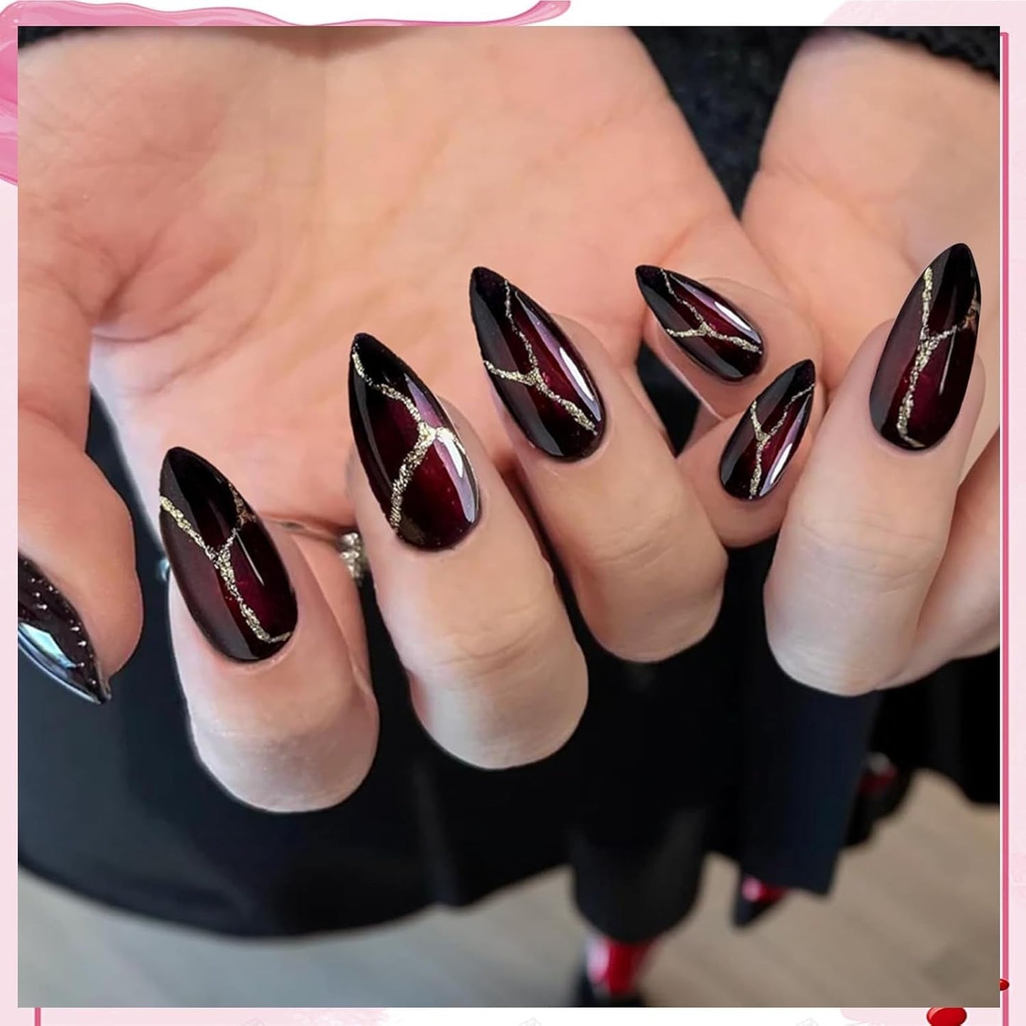 24st röda och svarta lösnaglar lim på lösnaglar Lim på naglar Mandelformade nagelspetsar Heltäckande lösnaglar Press On Nails Set Röda och svarta lösnaglar