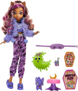MONSTER HIGH Doll and Sleepover Accessories, Clawdeen Wolf Doll with Pet Cat, Crescent, Creepover Party, HKY67