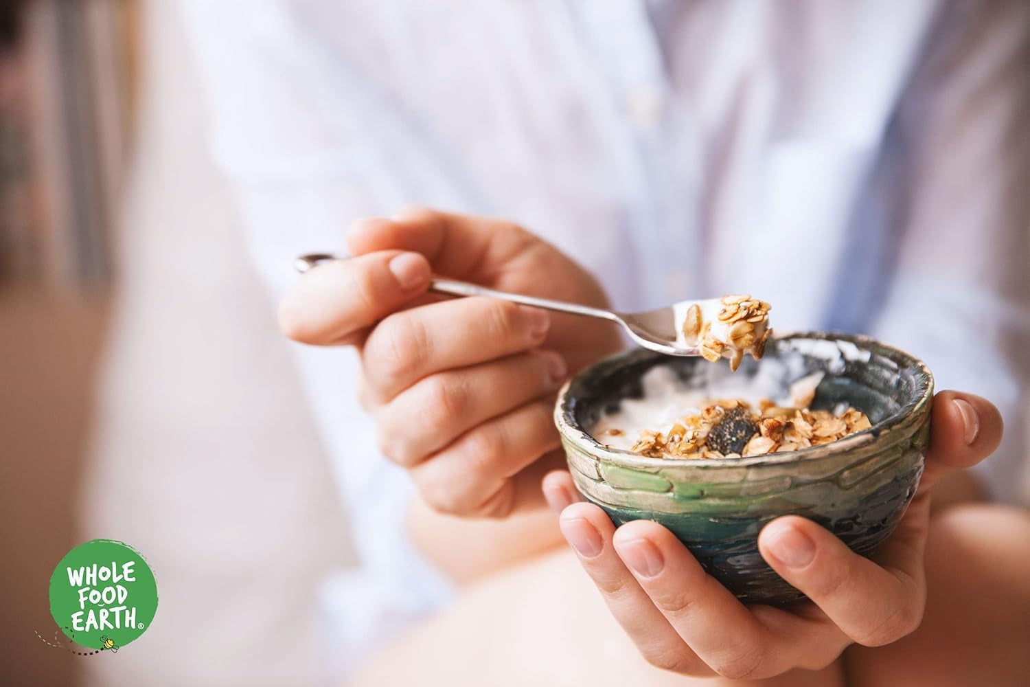 Muesli Deluxe Wholefood Earth - En blandning av flingor med torkad frukt, nötter och frön 1 kg | Icke-GMO | Rik på fiber