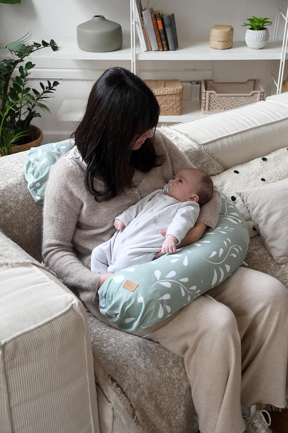 BÉABA, Big Flopsy, multifunktionell amningskudde, sova, amning, optimalt stöd, avslappning, komfort Tillbehör Mat och amning Bebe Naty Shop