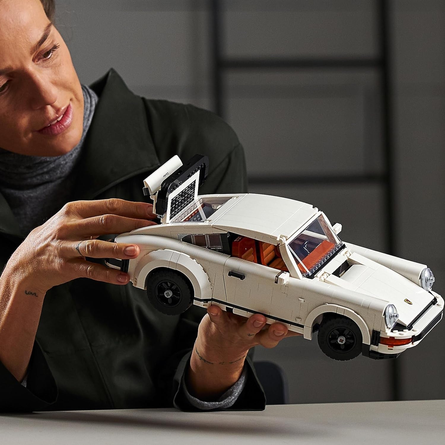 LEGO Icons Porsche 911 bilmodell för vuxna, racerbilsmodellsats att samla in 10295 byggsatser Besuche den LEGO-Store
