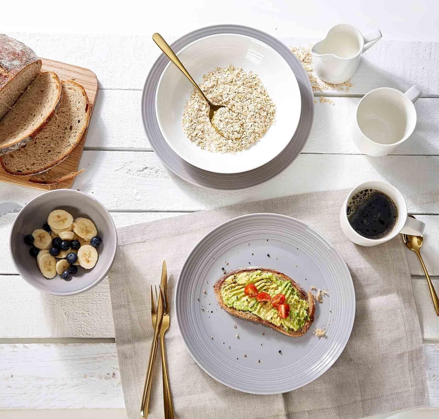 Ritzenhoff & Breker Levi 16-delat servisset, tallrikar, skålar och muggar för 4, skandinavisk design med finräfflad relief, mixa och matcha servis, porslin, vitt och grått
