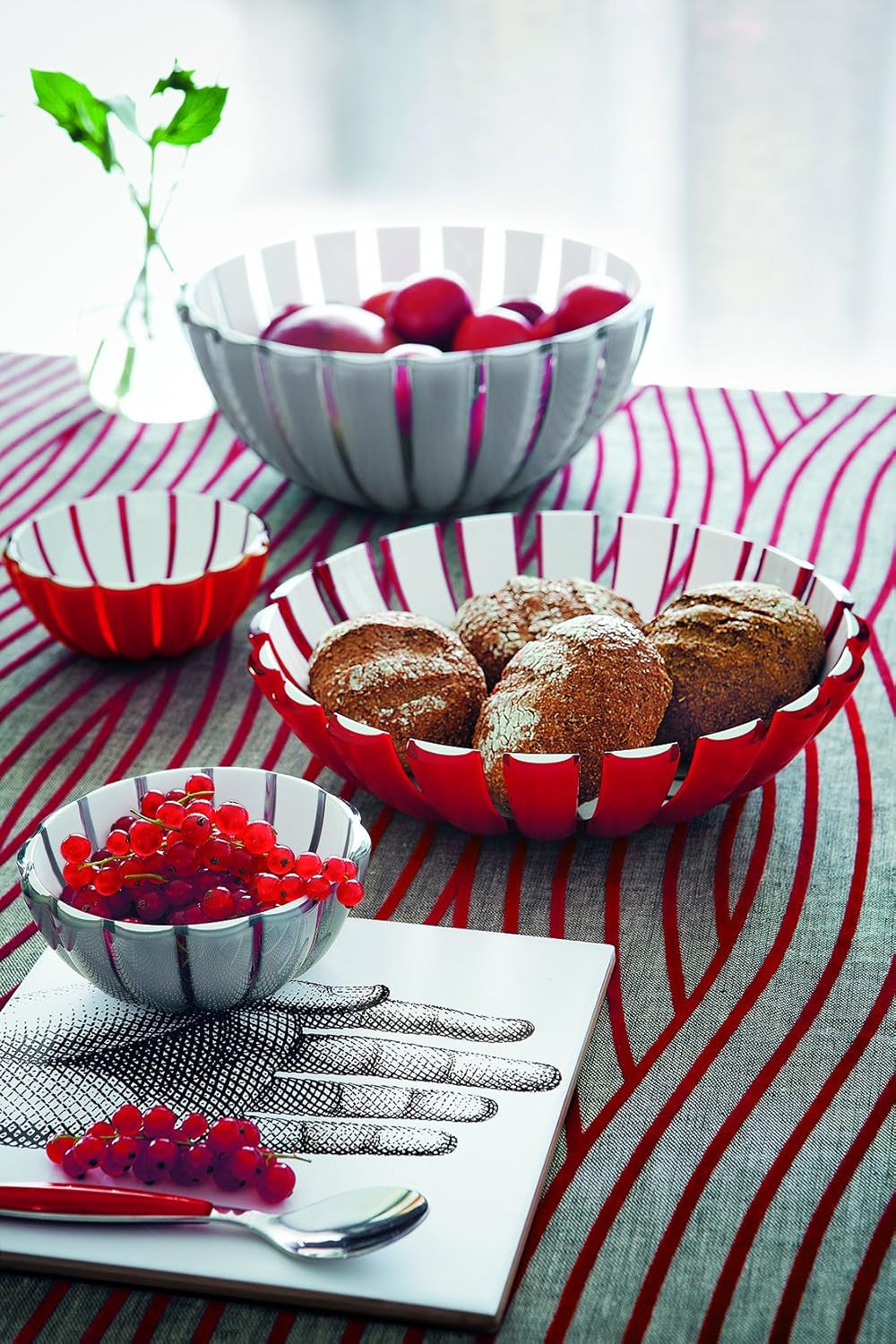 Guzzini - Feeling, bestickset 24 delar Kitchen Naty Shop