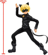 BANDAI - Miraculous Ladybug - 26 cm skyltdocka - Motan Noir - Officiellt licensierad Miraculous - Motan Noir Leddocka - Leksak för åldrarna 4 och uppåt - P50002