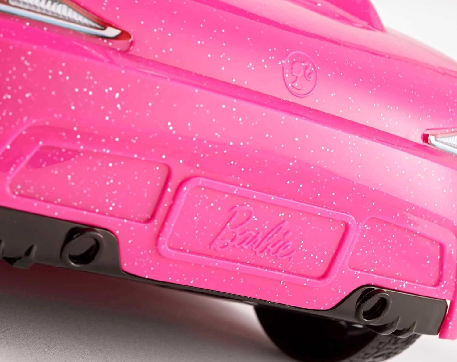 Barbie Doll and Pink Glitter Cabriolet, realistiska däck, logotyp, leksak för åldrarna 3 och uppåt, DJR55