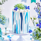 FunCakes Baby Blue Rolled Fondant: Lätt att använda, smidig, flexibel, mjuk och följsam, perfekt för tårtdekorering, halal, kosher och glutenfri. 1 kg Naty Shop sockerpasta